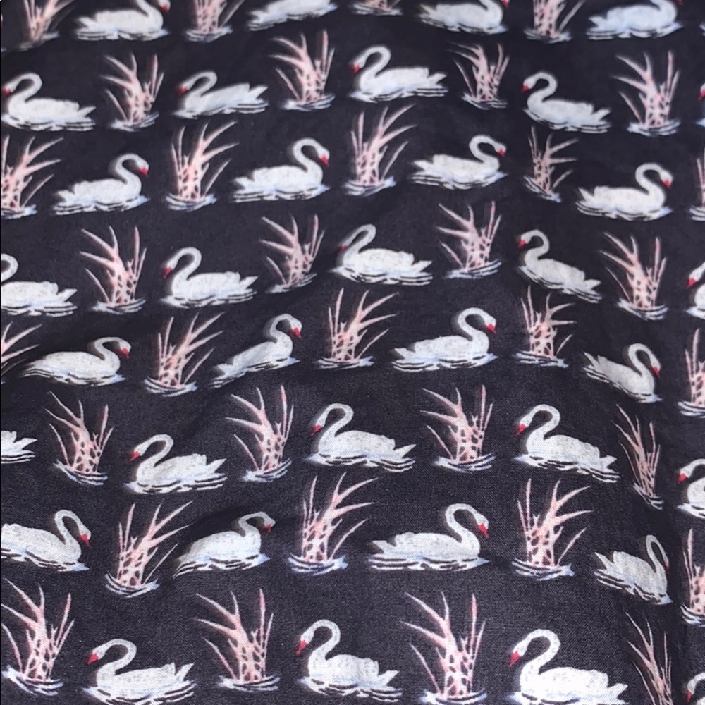 Talbots Button Down L/S Swan Pattern Collar Sz 10p - image 3
